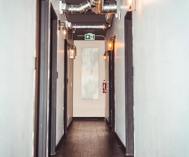 Dormitory Room Mixed