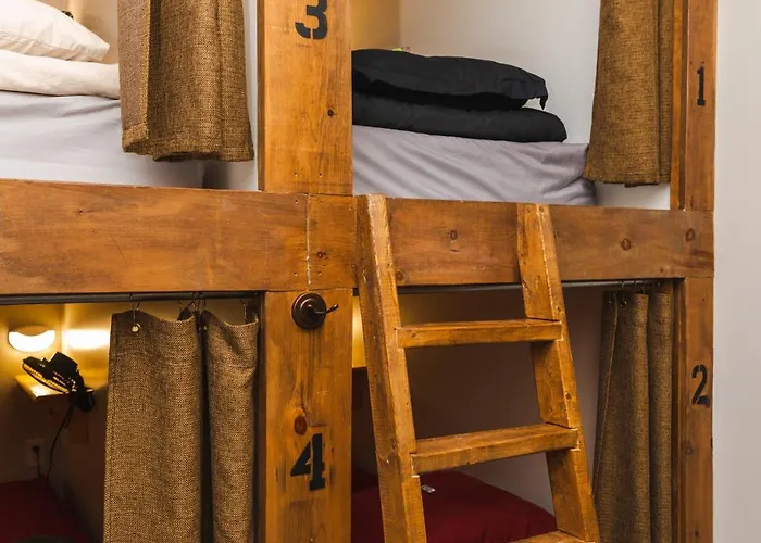 Dormitory Room Male only