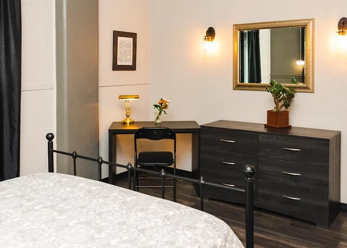 Queen Suite